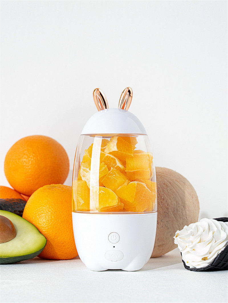 Cute Mini Portable Juicer – USB Blender for Home & School - BuzzMart
