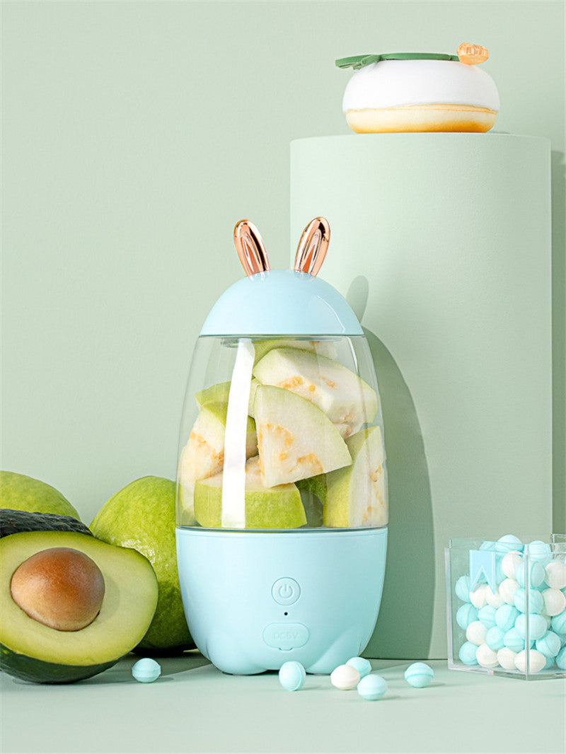 Cute Mini Portable Juicer – USB Blender for Home & School - BuzzMart