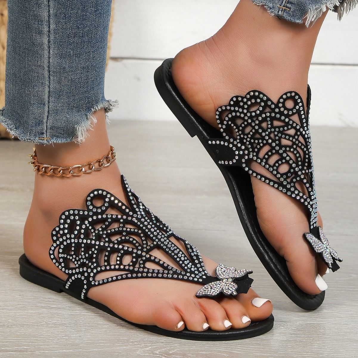 Slip-on Flip-toe Sandals Women's Rhinestone Hollow Flat-heeled Slippers - BuzzMart