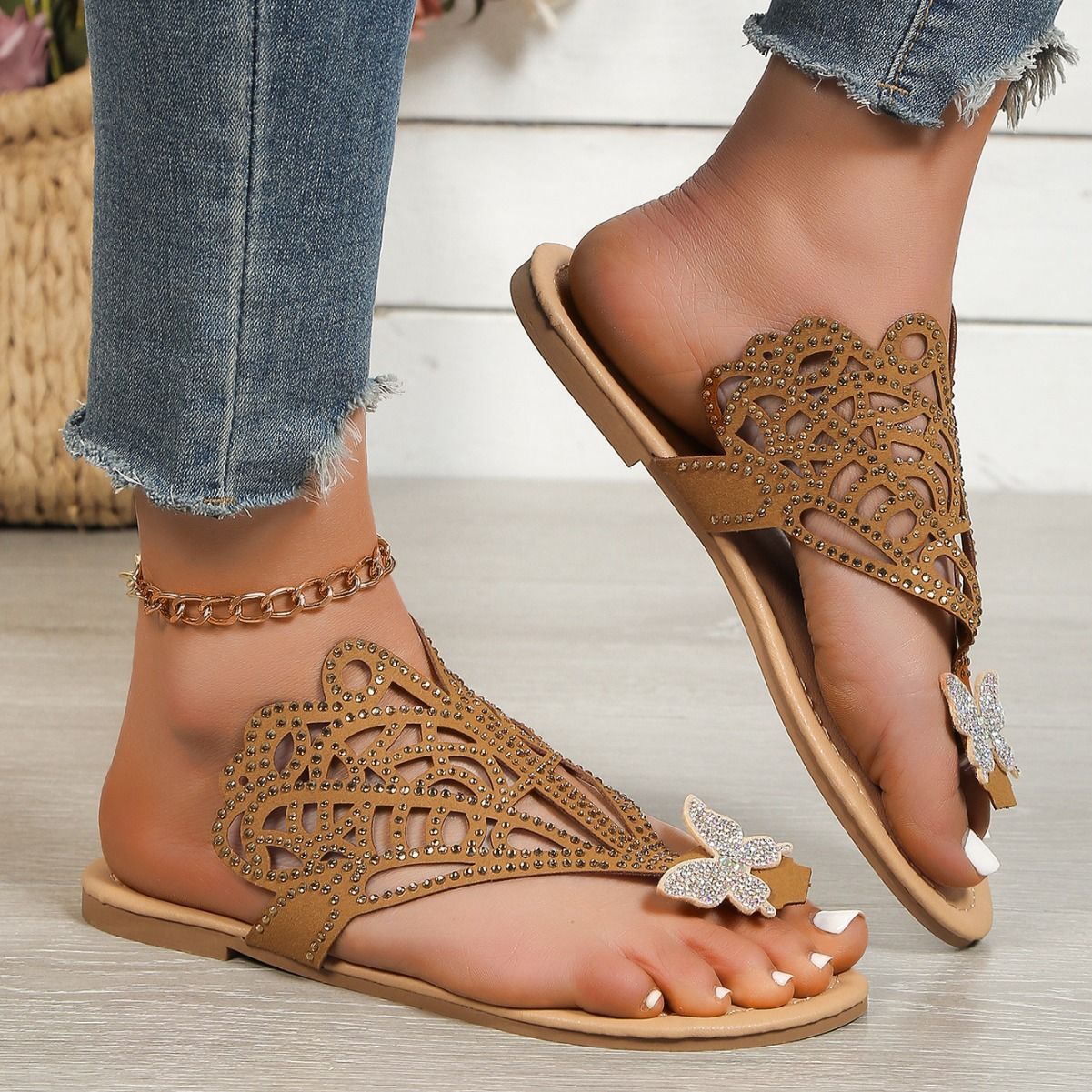 Slip-on Flip-toe Sandals Women's Rhinestone Hollow Flat-heeled Slippers - BuzzMart