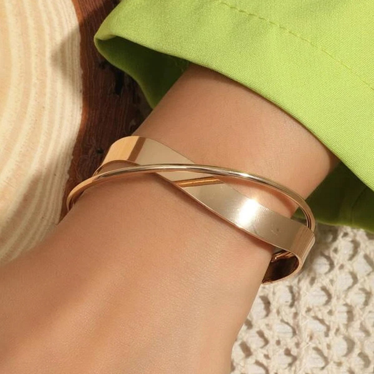 Trendy Twisted Gold Bracelet – Bold Hip Hop Statement Style - BuzzMart