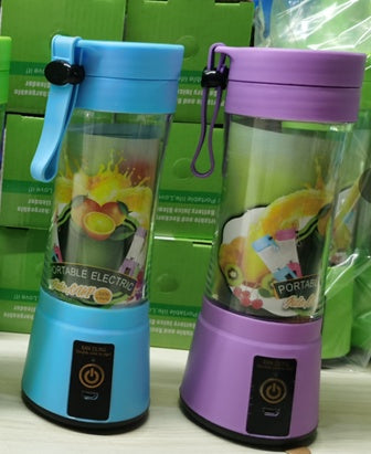 Trendy USB Mini Blender – Portable Juicer for Smoothies & Fruit - BuzzMart