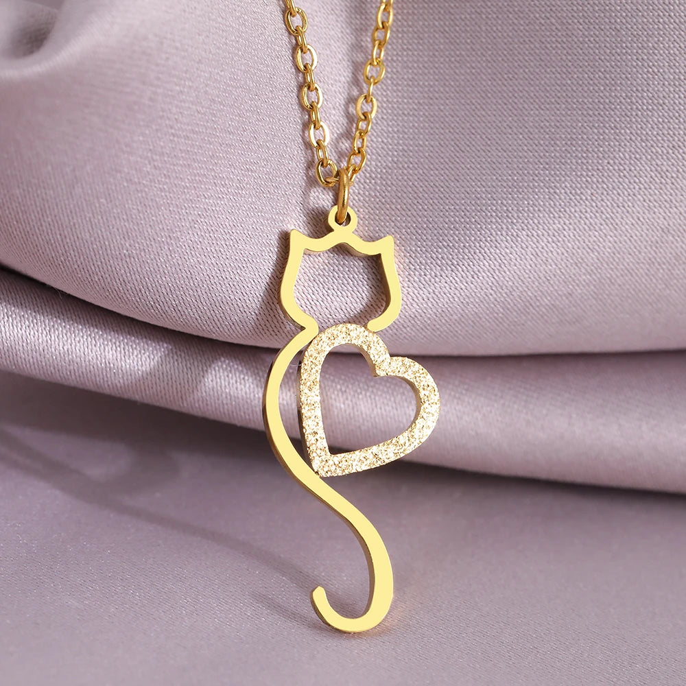 Cute Cat Heart Pendant Necklace β Trendy Gift for Her - BuzzMart