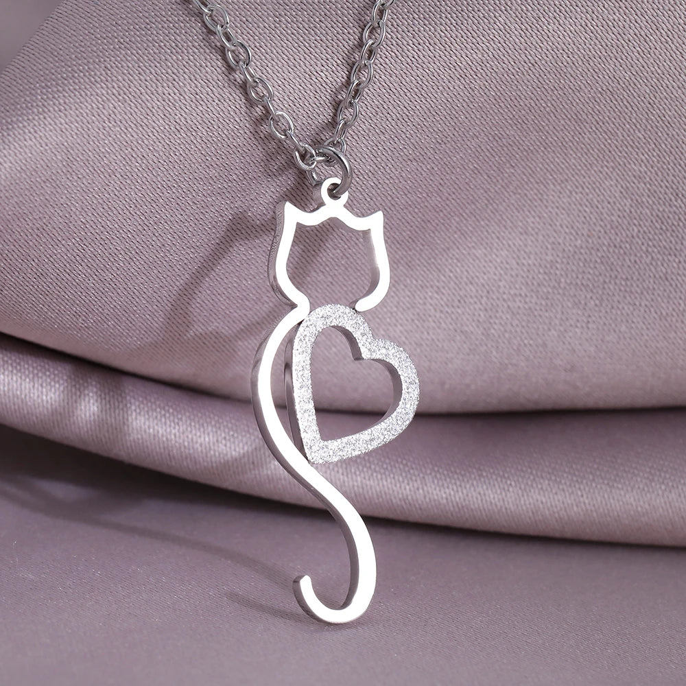 Cute Cat Heart Pendant Necklace β Trendy Gift for Her - BuzzMart