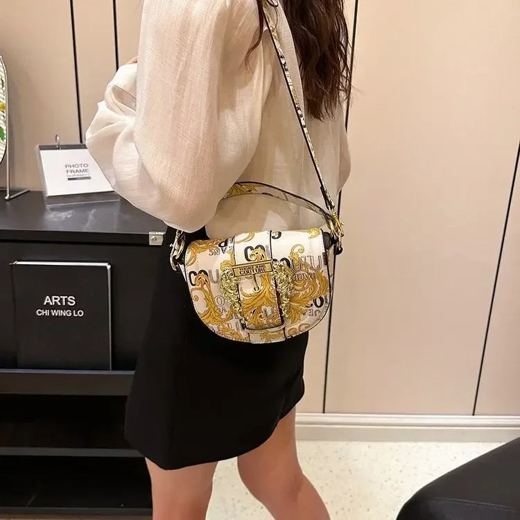 2025 Trendy Saddle Bag β Luxe Textured Leather for Her - BuzzMart