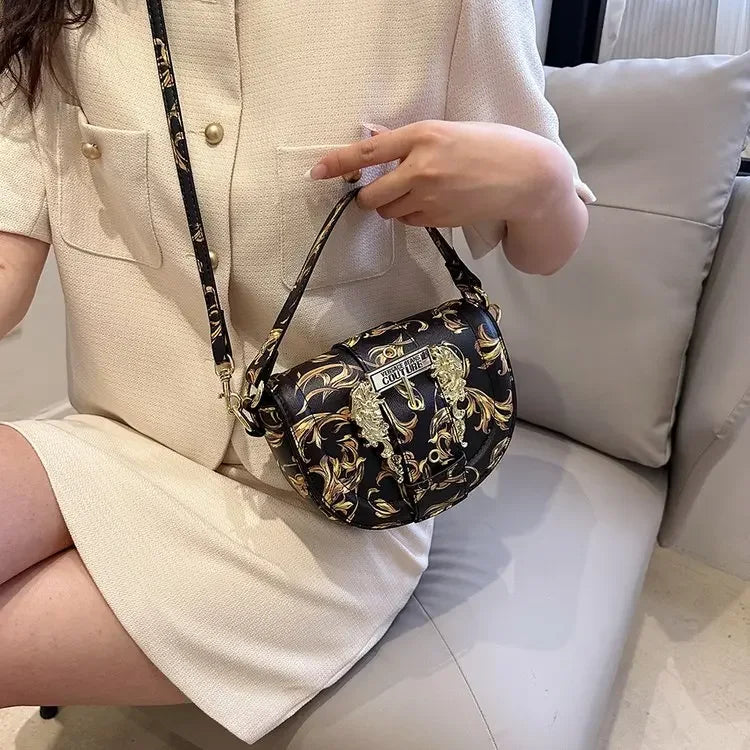 2025 Trendy Saddle Bag β Luxe Textured Leather for Her - BuzzMart