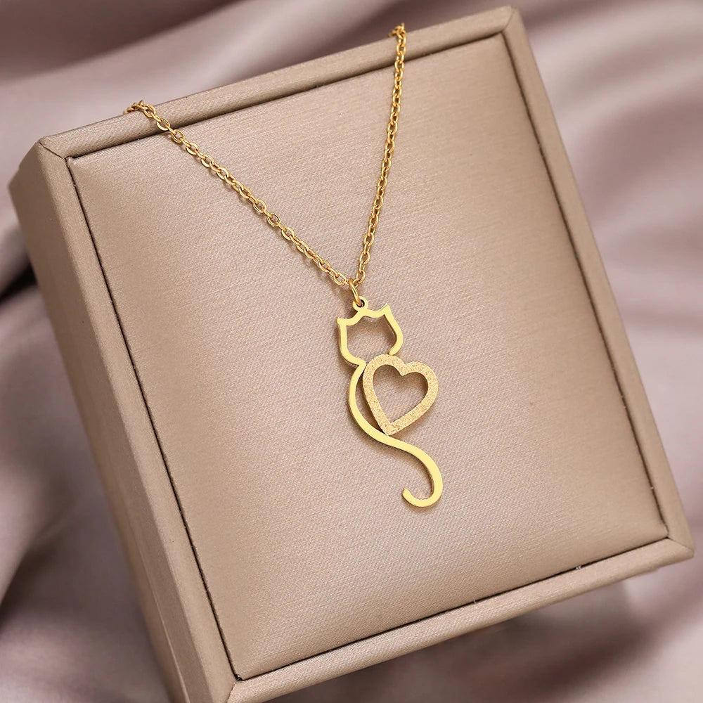 Cute Cat Heart Pendant Necklace β Trendy Gift for Her - BuzzMart