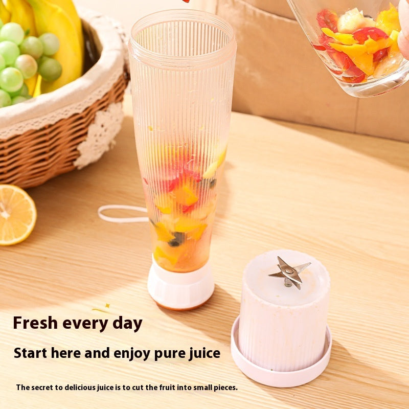 Cute Portable Electric Juice Blender – Smoothies On the Go - BuzzMart