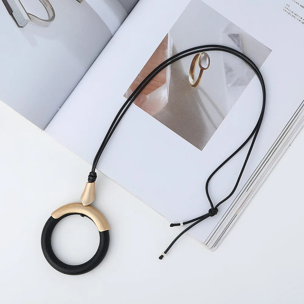 Elegant Vintage Pendant Necklace – Romantic Gift for Her - BuzzMart
