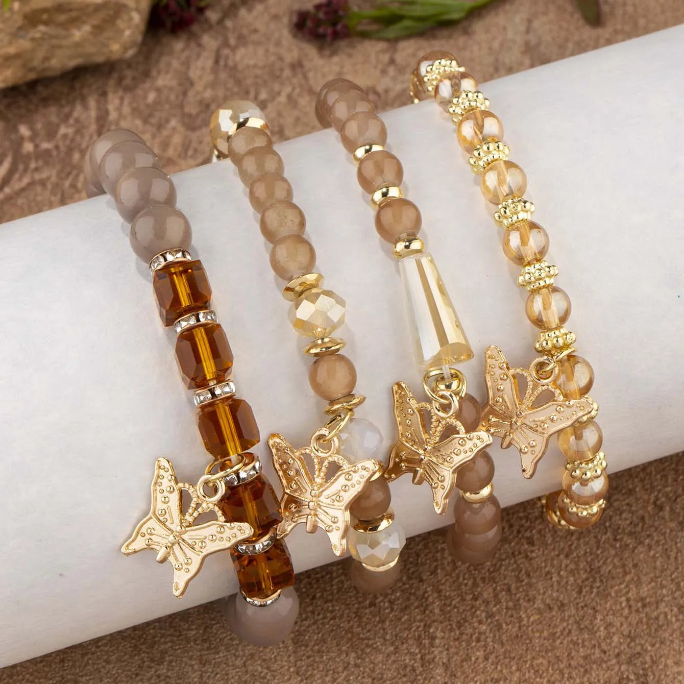 4Pcs Trendy Butterfly Beaded Bracelet Set For Women Pink Acrylic Beads Elastic Chain Bangle Female Bohemian Party Jewelry Gift - BuzzMart