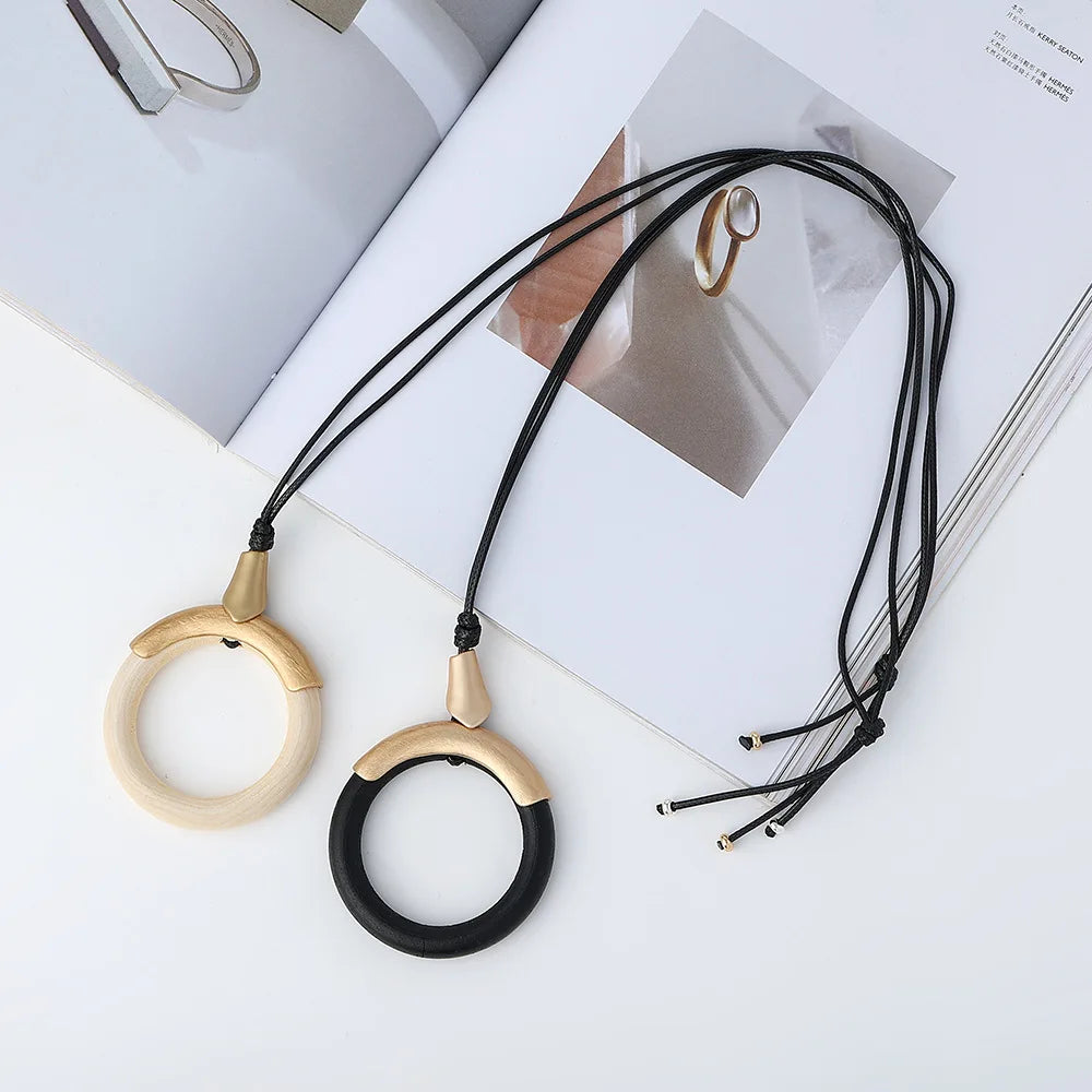 Elegant Vintage Pendant Necklace – Romantic Gift for Her - BuzzMart