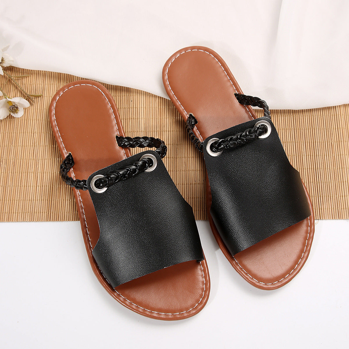 Pure Color Woven Simple Daily Beach Slippers - BuzzMart