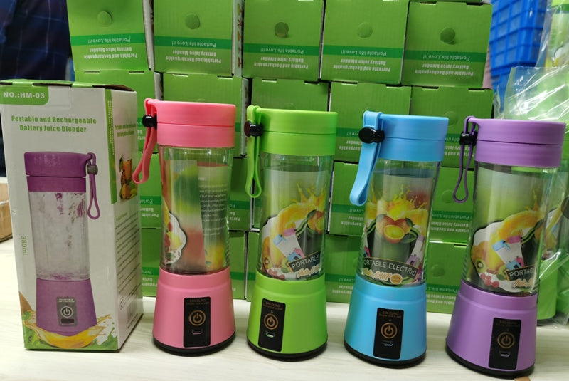Trendy USB Mini Blender – Portable Juicer for Smoothies & Fruit - BuzzMart